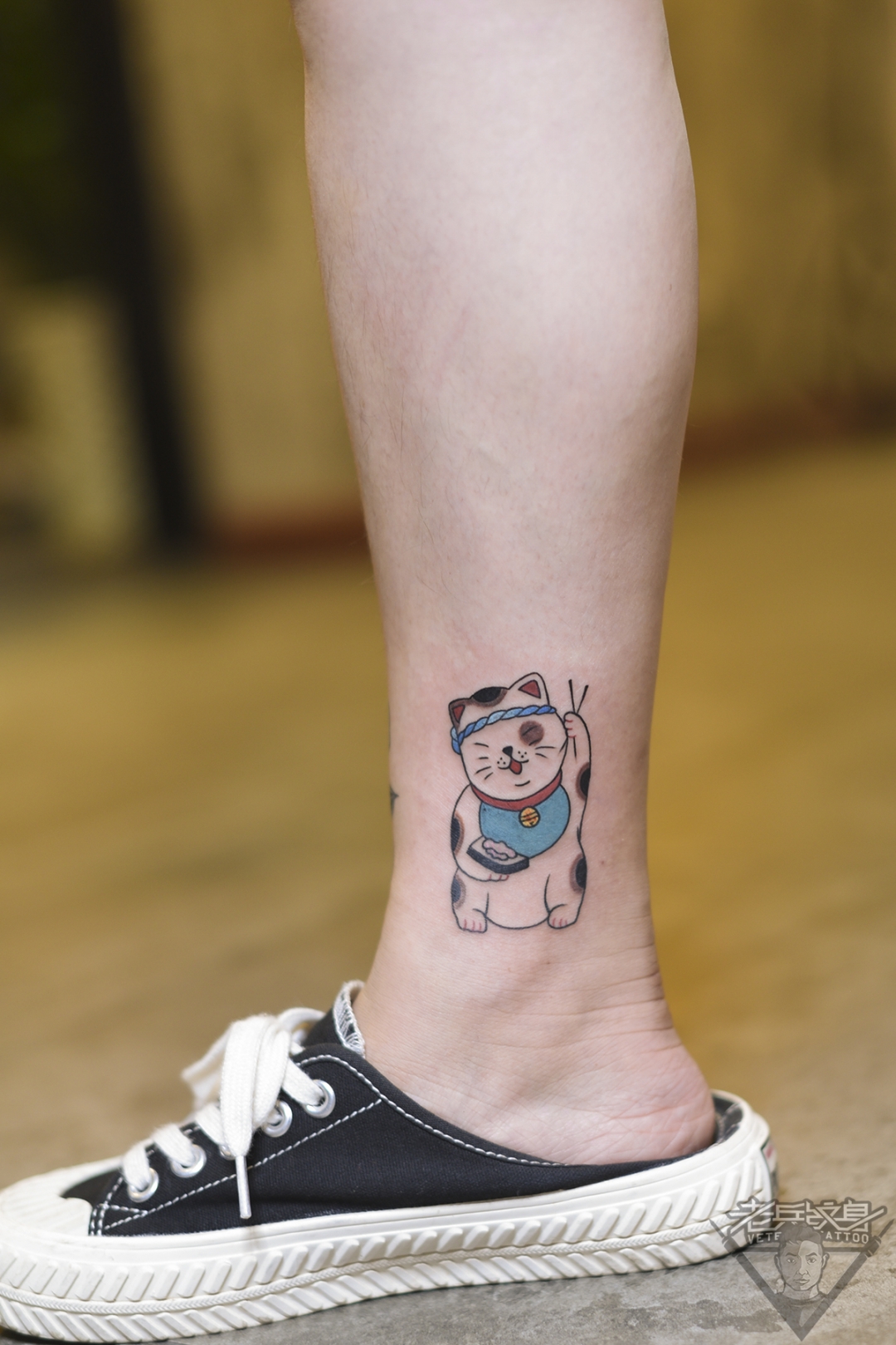 小腿日式可爱招财猫纹身