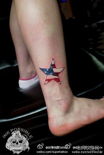 腿部一款时尚经典的美国国旗五角星纹身图案