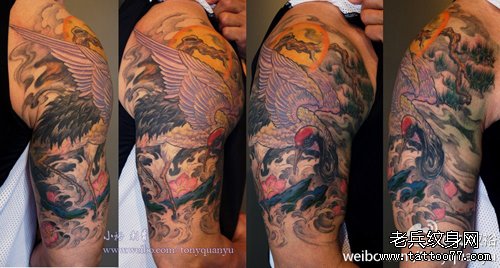 手臂经典时尚的仙鹤白鹤纹身图案