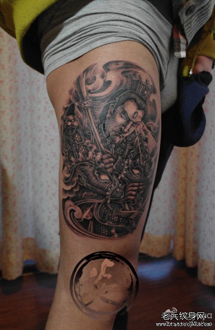腿部帅气霸气的二郎神纹身图案
