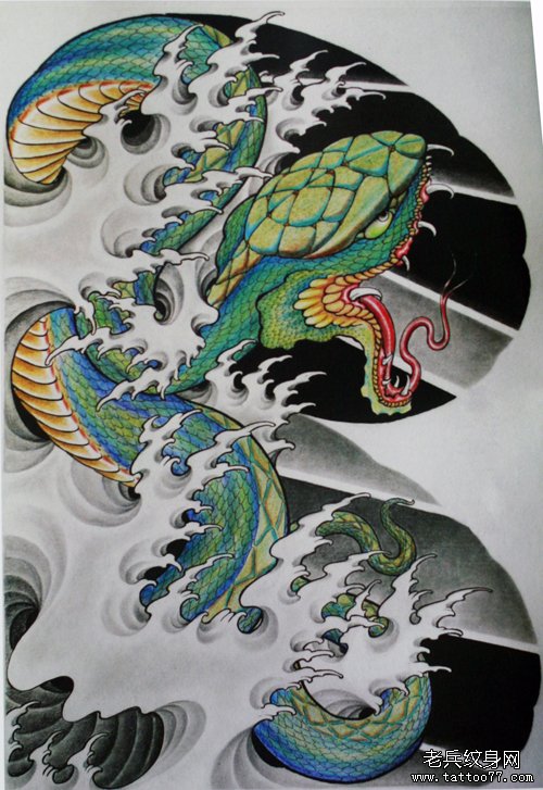 推荐一款传统纹身图案之时尚超酷的半胛蛇浪花纹身手稿图案分享