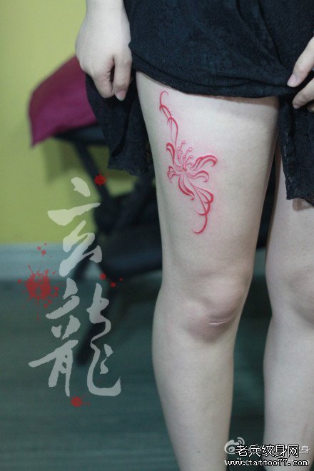 女生大腿好看的图腾花卉纹身图案_武汉纹身店