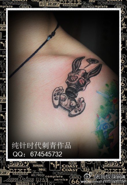 可爱另类的一款小兔子纹身图案