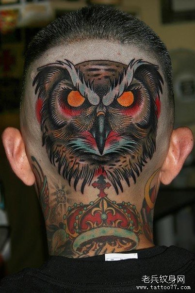 男生头部一款经典帅气的猫头鹰纹身图案