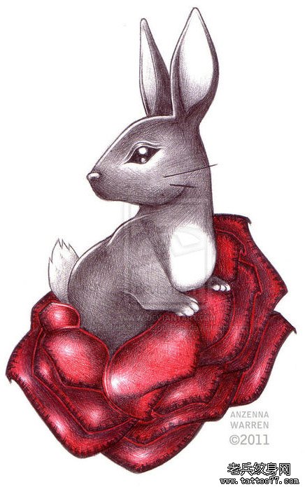 小巧可爱的一款小兔子纹身图案
