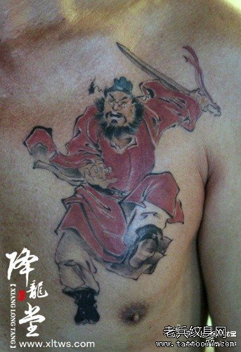 男人胸前经典的水墨风格的钟馗纹身图案_武汉