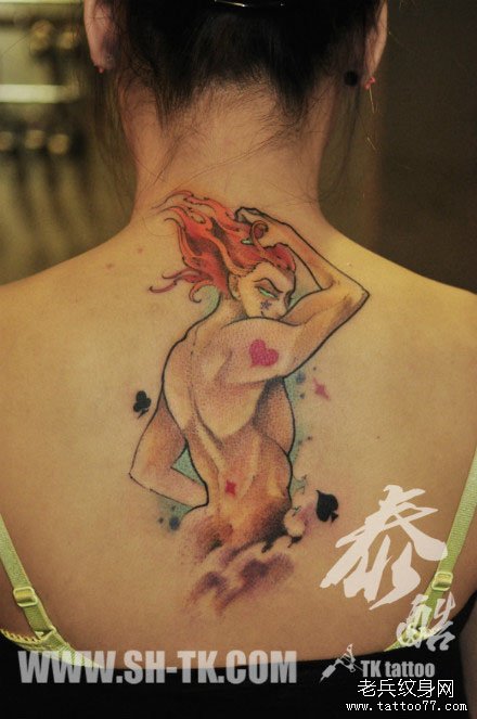 女生后背经典的卡通美男纹身图案