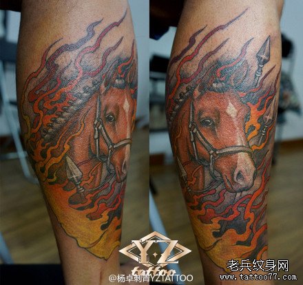 腿部经典很酷的马纹身图案