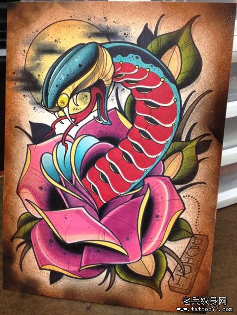 时尚精美的一款蛇与玫瑰纹身手稿