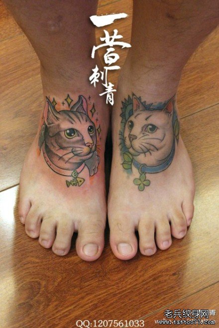 脚背经典时尚的猫咪纹身图案