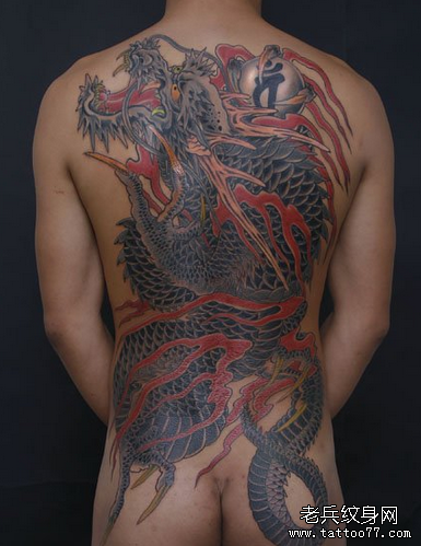 武汉最好的纹身店老兵tattoo首席纹身师兵哥背龙纹身作品展示