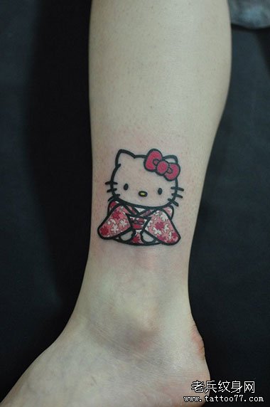 脚踝kitty猫纹身图案由武汉最好的纹身店推荐
