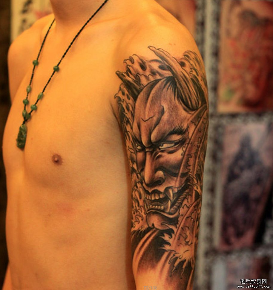 武汉最好的刺青店推荐一款大臂传统般若纹身图案