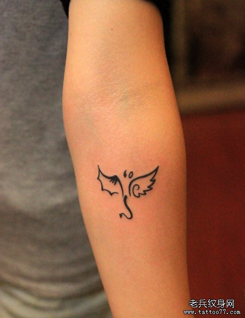 武汉最好的文身网推荐一款手臂天使纹身图案