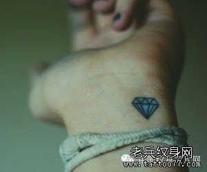 武汉最好的刺青店推荐一款手腕纹身图案_武汉