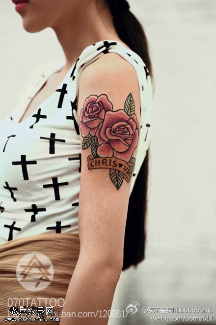 手臂彩色玫瑰花纹身图案由武汉纹身提供_武汉