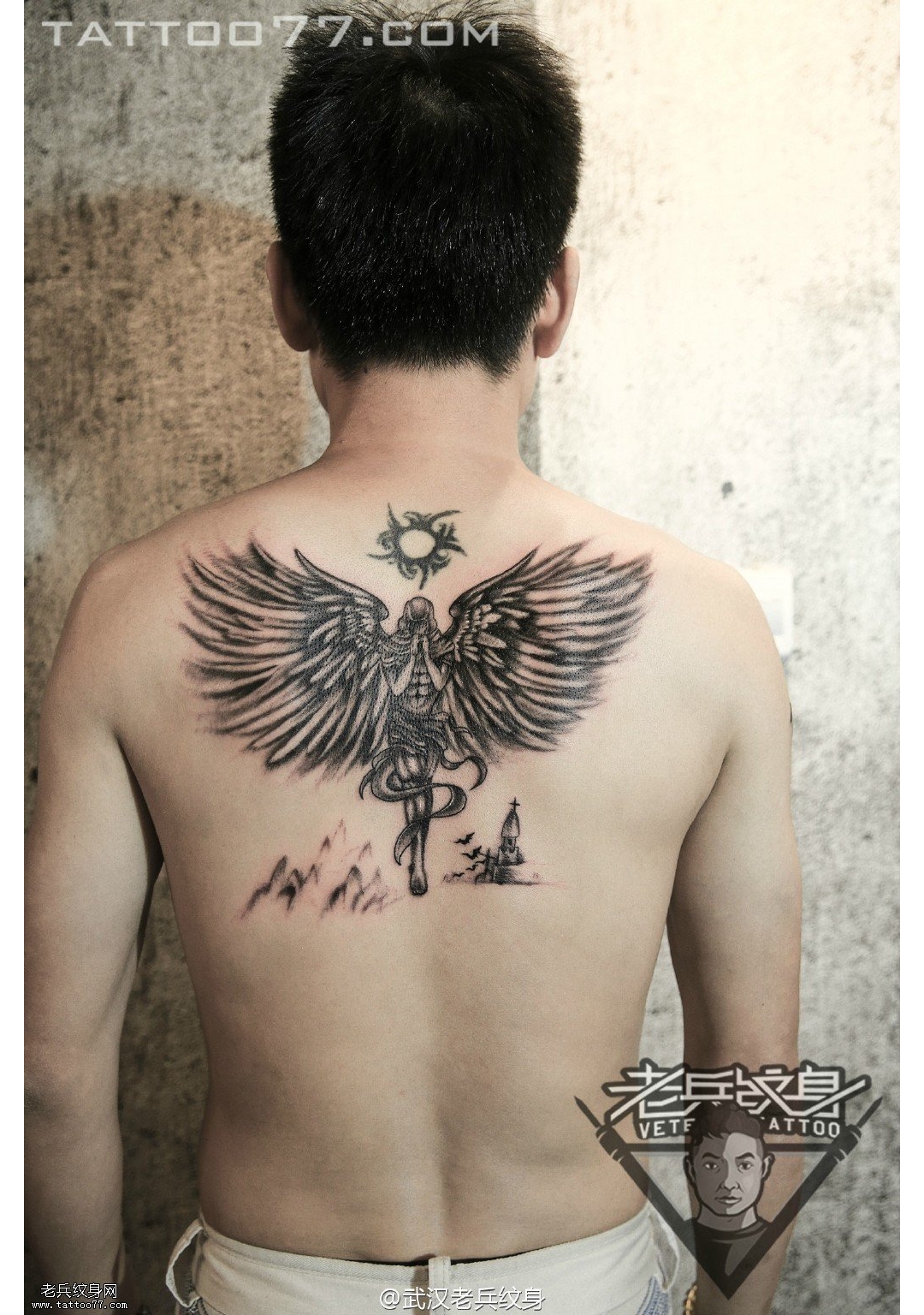 后背天使纹身图案作品