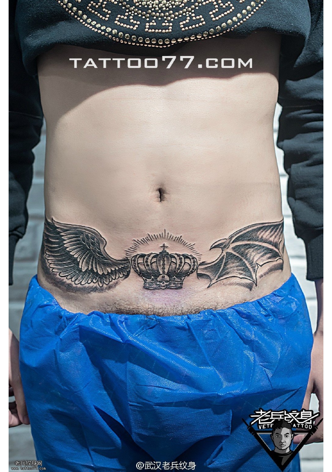 腹部皇冠天使恶魔翅膀纹身图案作品