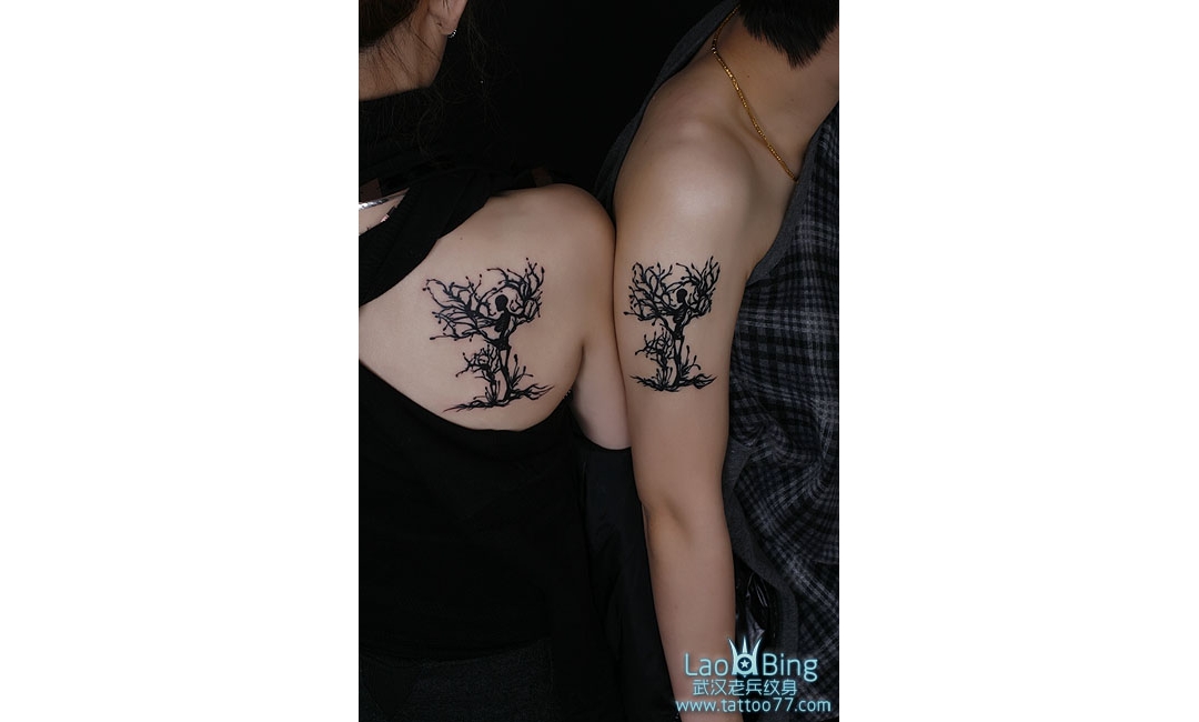 本店为来自咸宁纹身爱好者打造的背部情侣骷髅树图腾纹身图案作品 ...