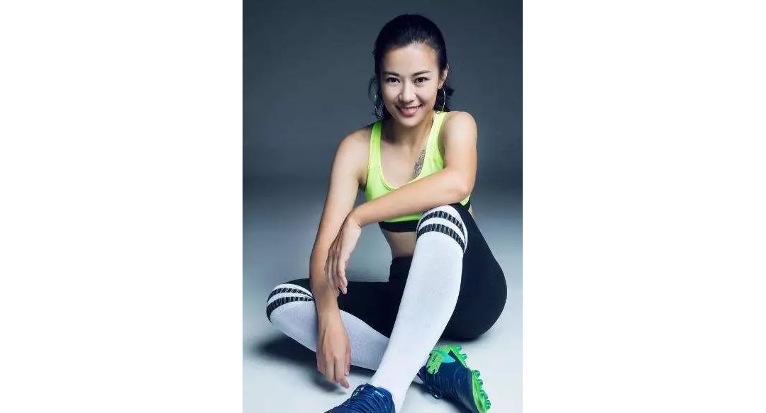 女足国脚“高圆圆”晒出游纹身照，又被网友怼：干嘛要学国足？ ... ...