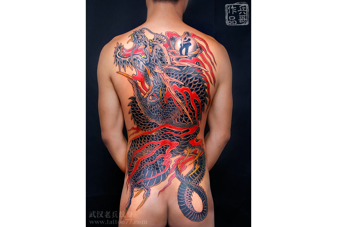 武汉纹身师兵哥打造的一副很男人的满背龙纹身图案作品展示 ...