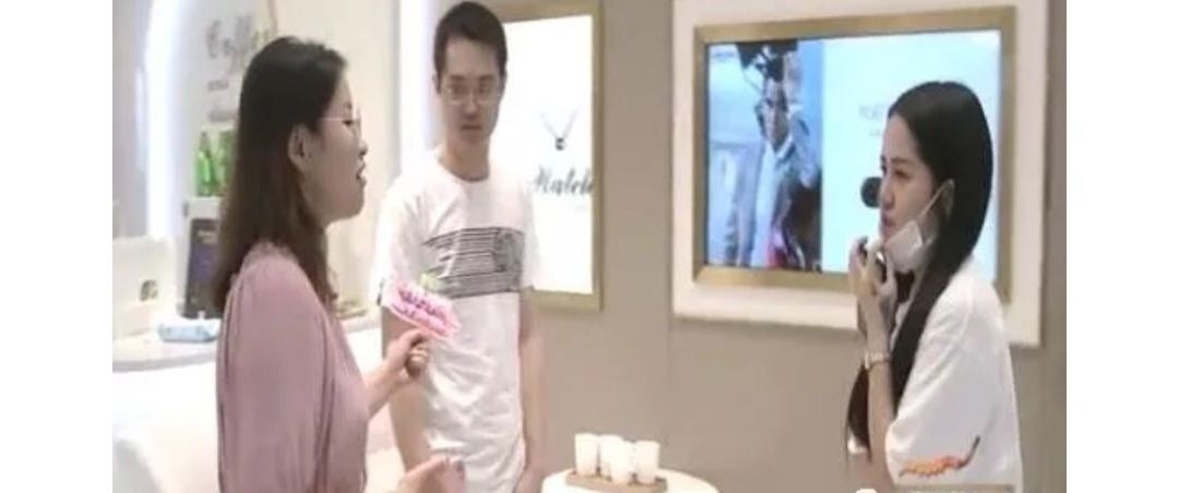 33 岁男子相亲要求女友 : 不能纹身，你有偏见的样子真丑