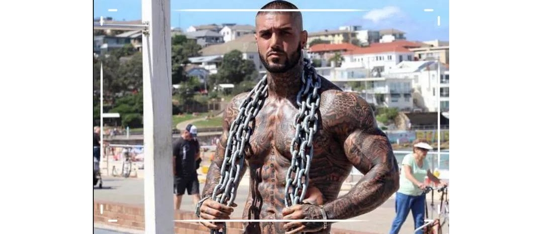 谁说花臂肌肉型男，就不能是全职奶爸？