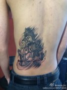 男生后腰经典的普贤菩萨纹身图案