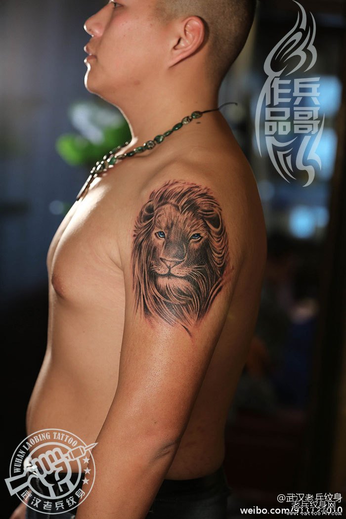 大臂狮子纹身作品——力量、权力和勇气的象征