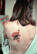 美女后背中国风扇子樱花纹身作品