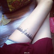 美女腿部好看性感的蕾丝纹身图案