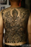 霸气经典的男人满背不动明王纹身图案