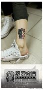 女生腿部可爱时尚的猫咪纹身图案