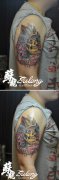 男人手臂经典超酷的彩色骷髅纹身图案