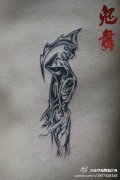男人侧腰超酷的图腾死神纹身图案