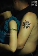 武汉专业老兵纹身店打造的大臂图腾纹身图片作品