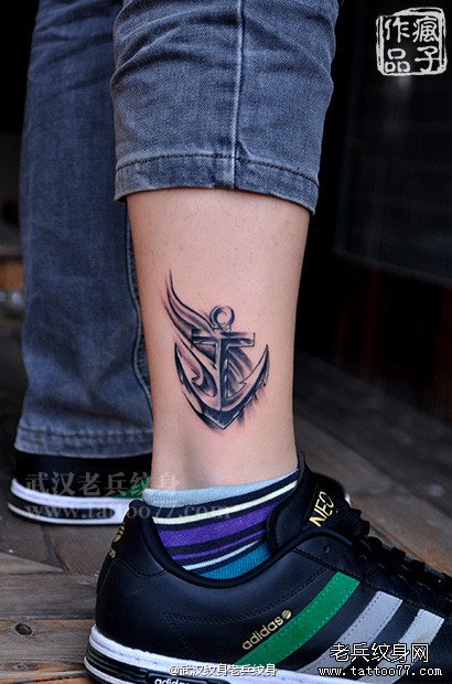 2013年最受欢迎的船锚纹身图案作品