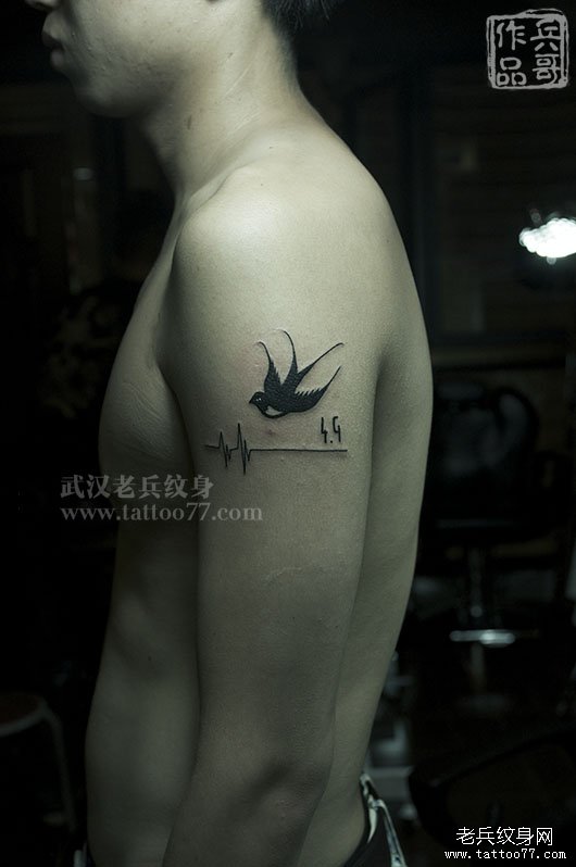 武汉纹身老兵纹身燕子纹身图案作品图片