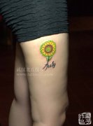 美女大腿颜色艳丽的向日葵纹身图案作品及意义