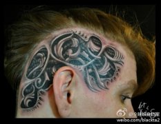 头部潮流经典的欧美撕皮纹身图案