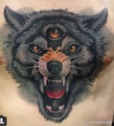 男人胸前超帅经典的狼头纹身图案