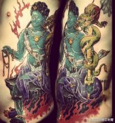 男人侧腰超帅的不动明王纹身图案