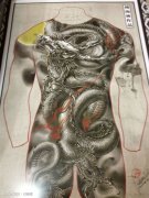 超牛霸气的一款满背龙纹身手稿