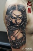 手臂漂亮的哥特美女纹身图案