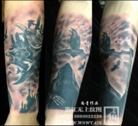 手臂一款很酷帅气的死神纹身图案