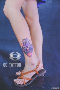 女生腿部可爱超的猫咪与钻石纹身图案