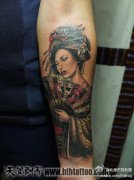 男生手臂漂亮时尚的美女艺妓纹身图案