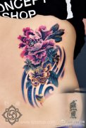 美女腰部好看精美的牡丹纹身图案