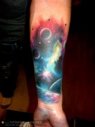 小臂上一款漂亮的星空纹身作品