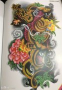 很帅经典的满背龙纹身手稿